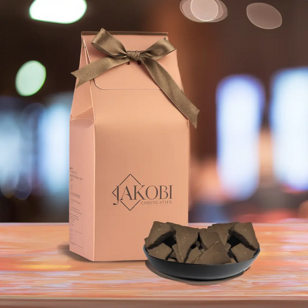 Jakobi Chocolatier - Honey Crumble Milk Image 1