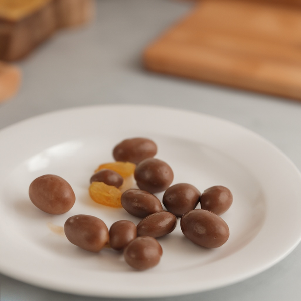 Jakobi Chocolatier - Marblz Milk Raisin Sachet